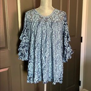 NWT women’s large Suzanne Betro blue lace top